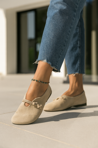 beige