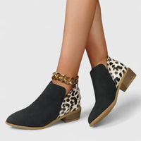 Schwarz
